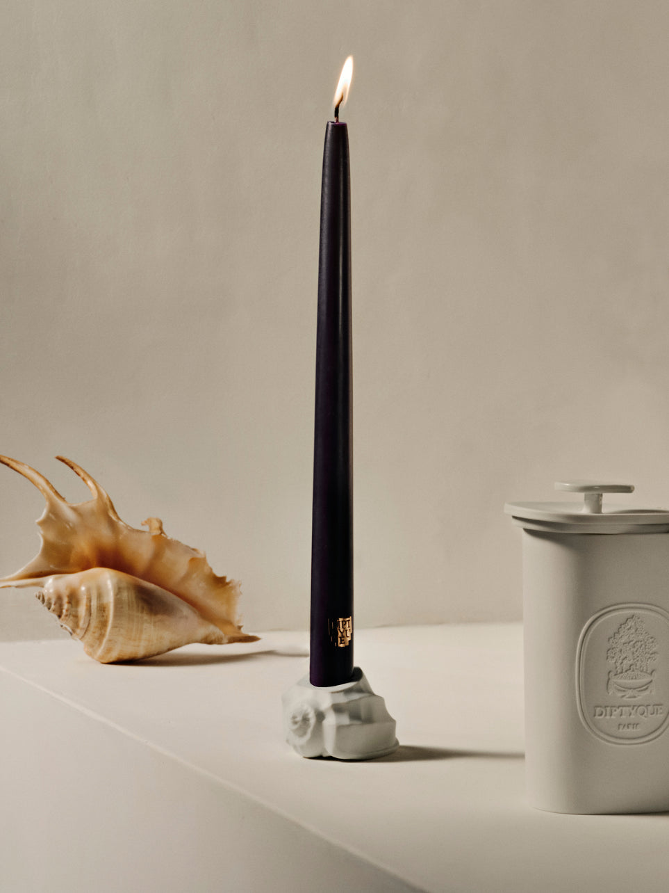 Shell stand - For taper candles