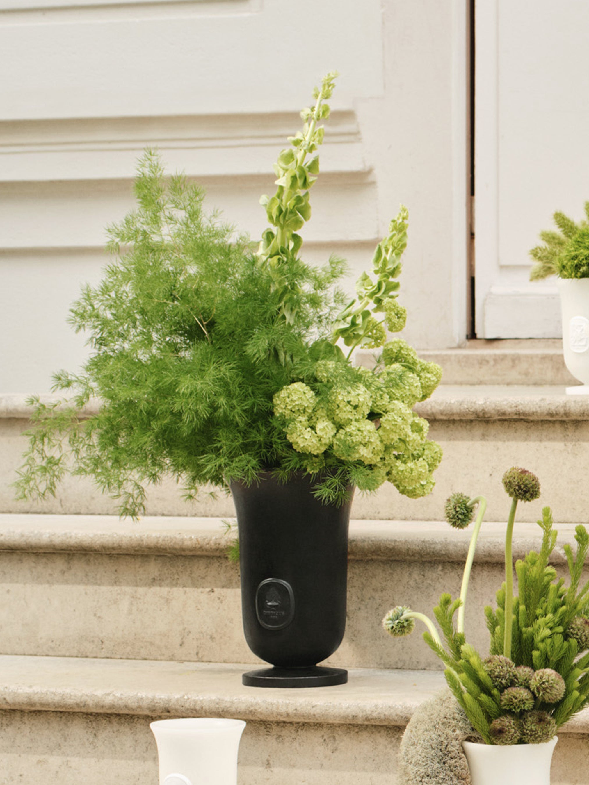 Black Medicis vase - Large – Diptyque