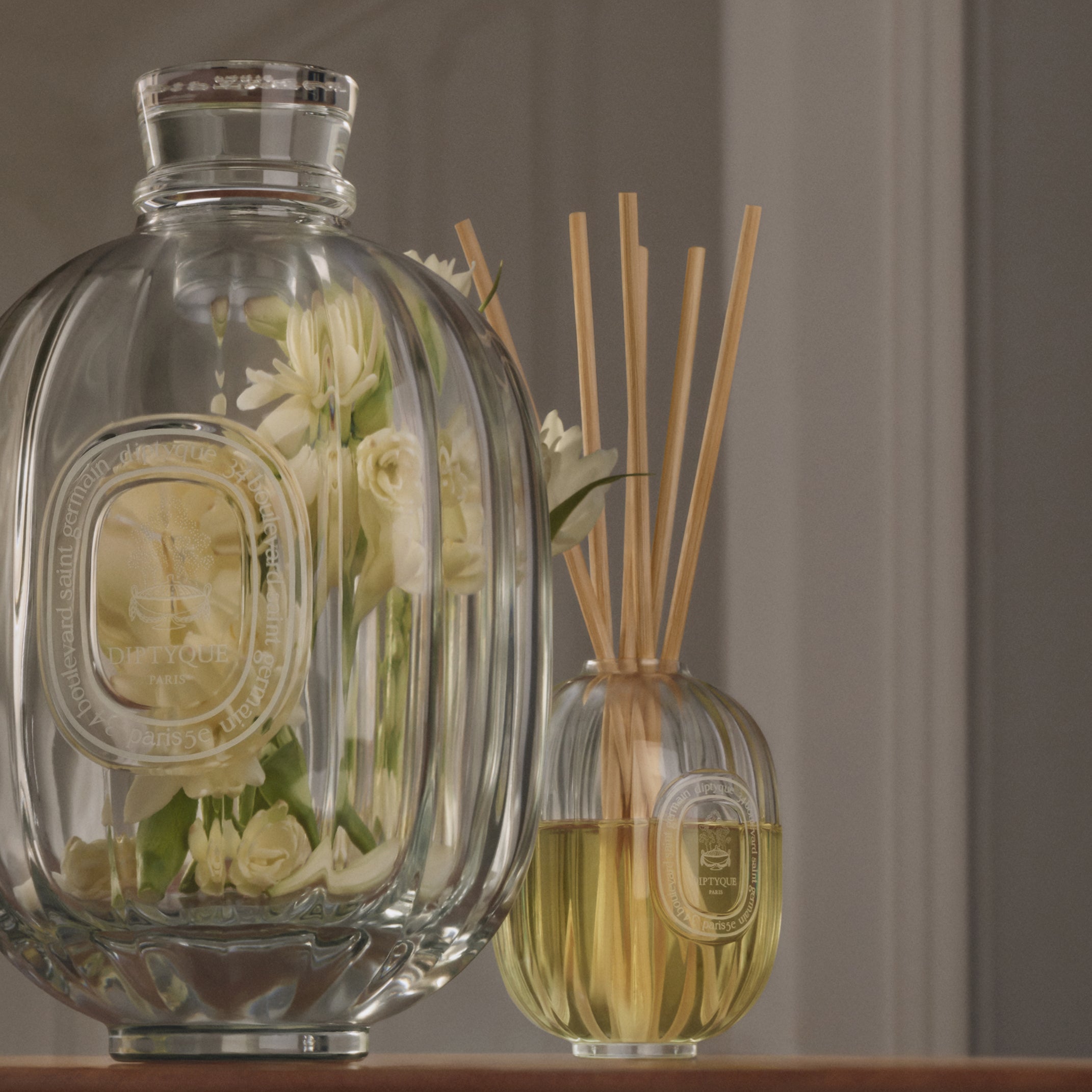 Home Fragrance Diffuser - Glass vessel – Diptyque